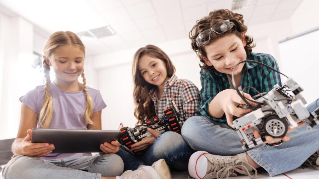 Cursos de robótica e inteligencia artificial en Mech Robotix