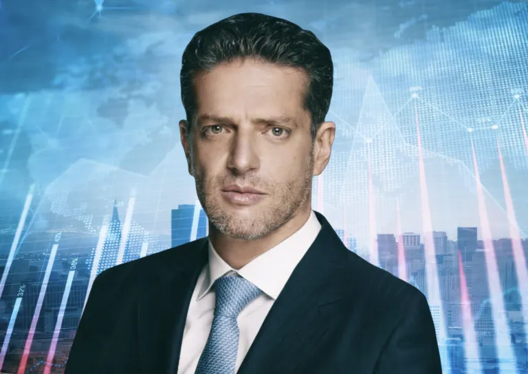 Alexis Nickin Gaxiola describe los algoritmos de IA que analizan datos financieros para generar modelos predictivos.