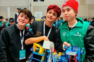 axel-cortes-tercer-lugar-mundial-robotica-china